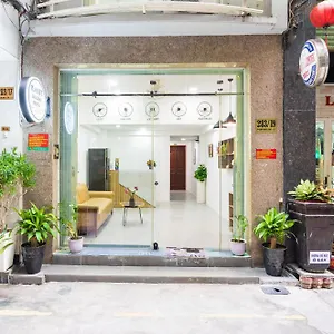 Planet Saigon , Хошимин Вьетнам