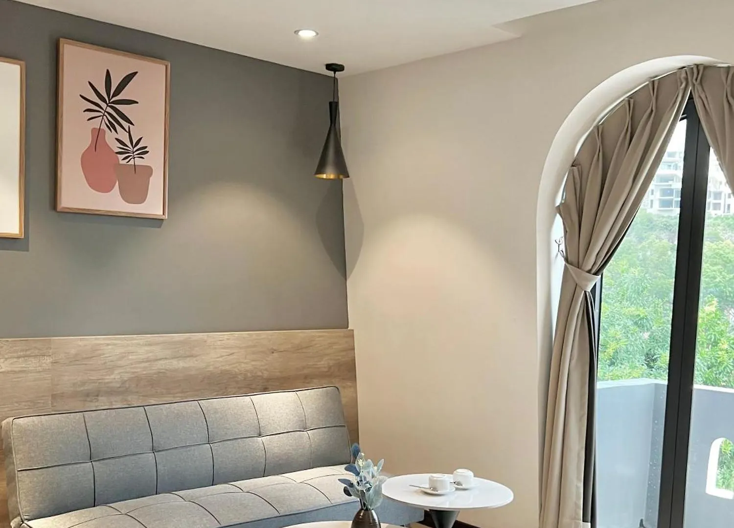 La Sera Suites Nha Trang 0*,